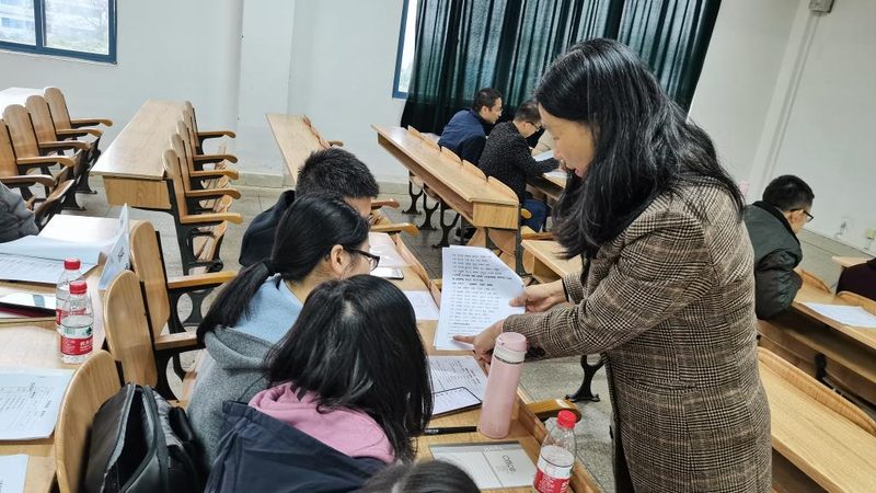 英语二自考题型全解析：掌握这些，轻松应对考试